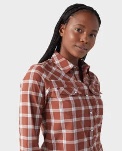 STIO Women's Eddy Shirt LS 4 STIO Women's Eddy Shirt LS -Stio Activewear 100055 283 1 ALT d83fde8c 74f3 4f3e b471 89caae3c2f88