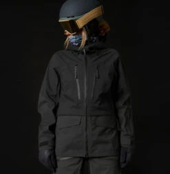 STIO Women's Figment Jacket -Stio Activewear 100315 102 2 9dde2d38 24c8 4db5 bd8f 1f4a97d037cd