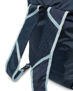 STIO Basin LT Camp Tote 25L -Stio Activewear 400075S22 410 Detail BackpackStrap 542703eb a91f 4122 a90f 381a4d9263e0