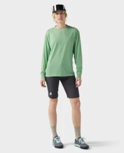 STIO Divide Essential Tee LS -Stio Activewear 400152 786 1 Full