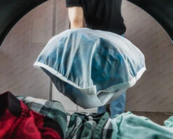 STIO Guppyfriend Wash Bag 6 STIO Guppyfriend Wash Bag -Stio Activewear Guppyfriend Lifestyle 1